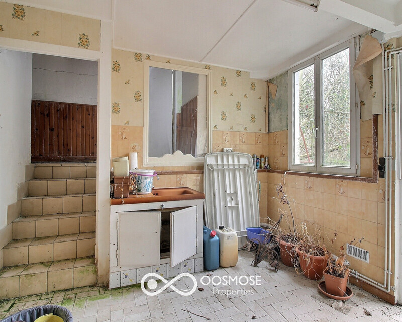 France/15' frontière - Double-maison (3 & 2 ch) avec jardin à rénover - 0 0008-2