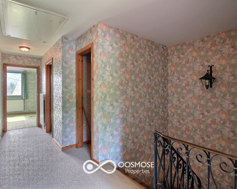 Spacieuse maison 4 ch avec double-garage et jardin - 0 0008-2