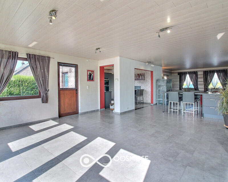 Belle villa 4 chambres avec cave, jardin et garage - Exposio 126603861-2