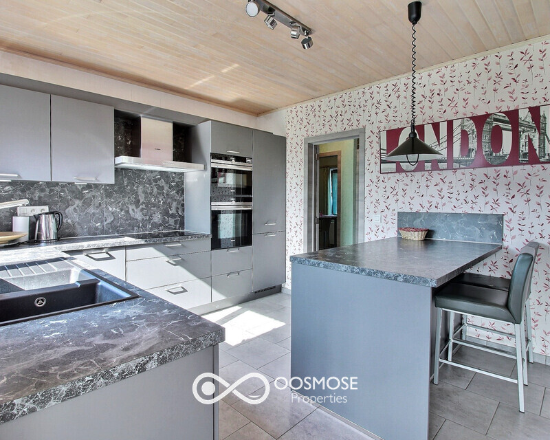 Belle villa 4 chambres avec cave, jardin et garage - Exposio 126603850-2