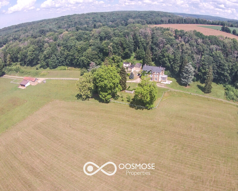 France/20' Belg. - Propriété 9ch sur 8ha avec conciergerie & écurie - Dji00365-2