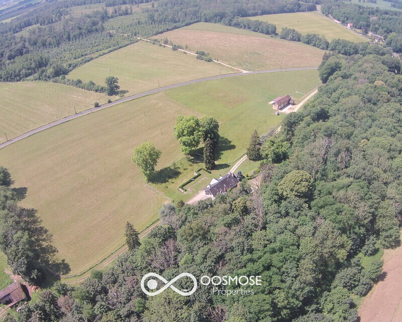 France/20' Belg. - Propriété 9ch sur 8ha avec conciergerie & écurie - Dji00374-2