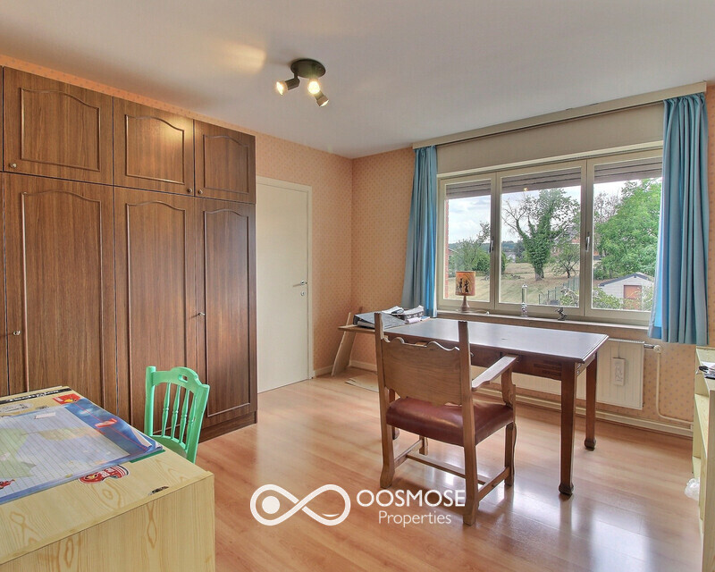 Spacieuse maison 4-5ch av garage et jardin - 0 0011-3