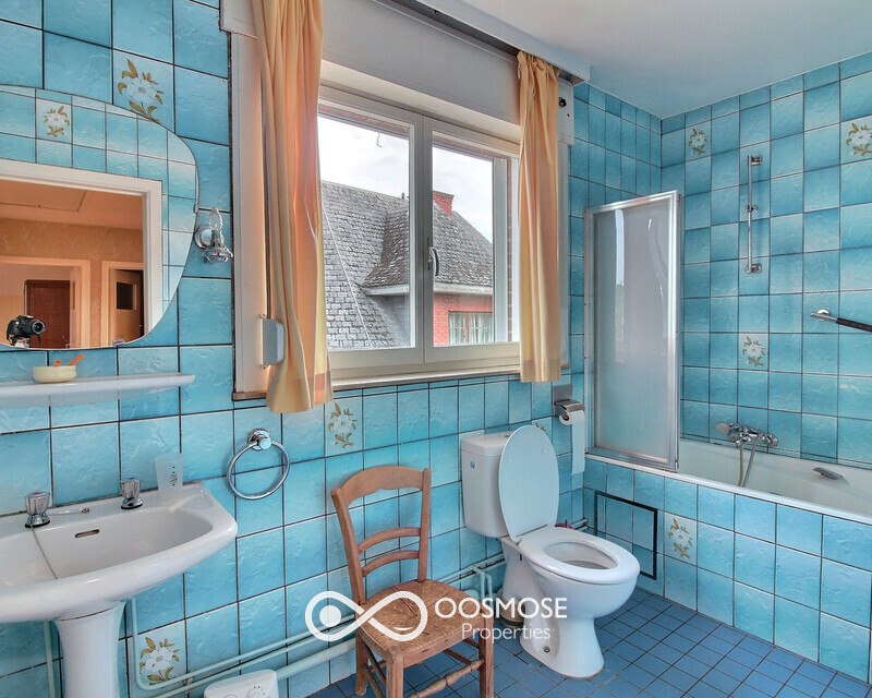 Spacieuse maison 4-5ch av garage et jardin - 0 0012-3