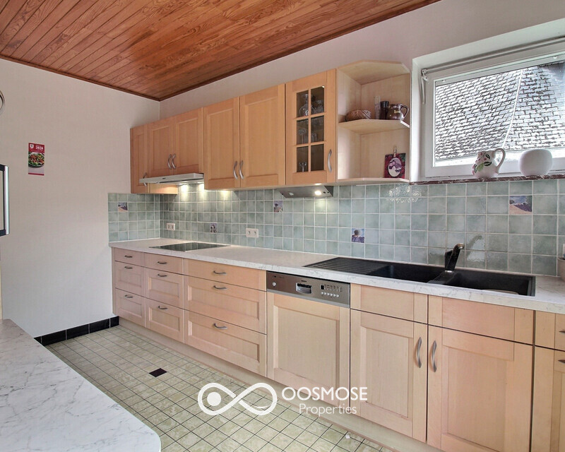 Spacieuse maison 4-5ch av garage et jardin - 0 0001-3