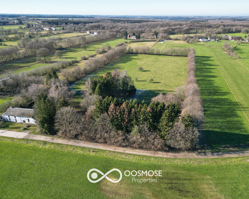Propriété de 381m2 sur 3ha au milieu des campagnes - Dji 0024-2