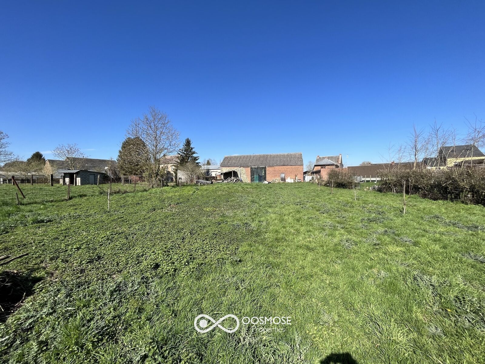 Propriété avec hangar, écurie et plus d'1ha de terrain - Img 3641