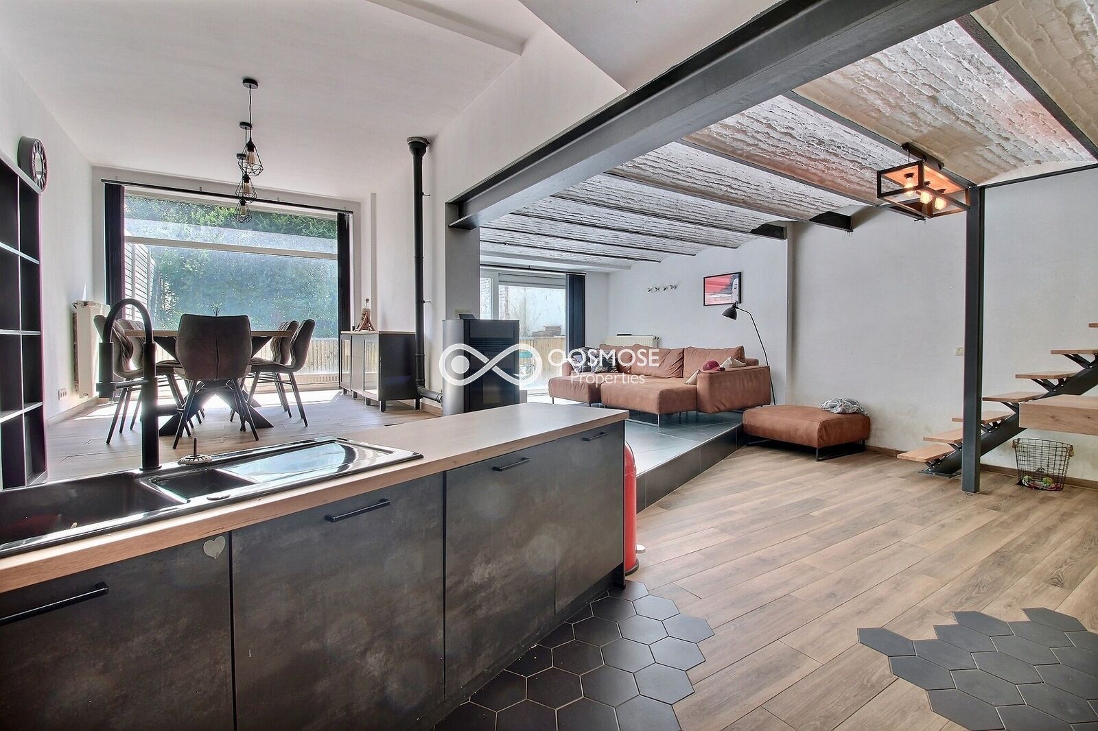 Maison 2 façades rénovée - Exposio 129009137