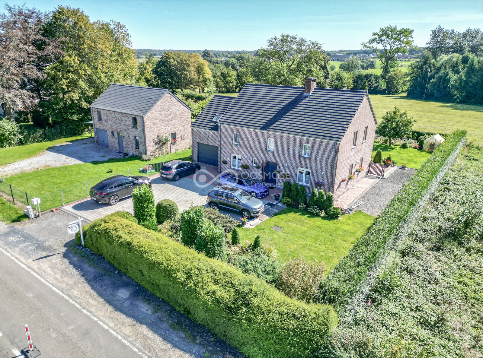 Villa 6 ch av garage sur 10 ares - Dji 0110-2