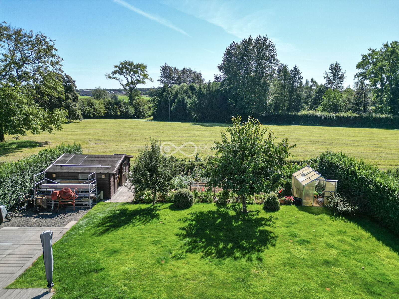 Villa 6 ch av garage sur 10 ares - Dji 0121-2