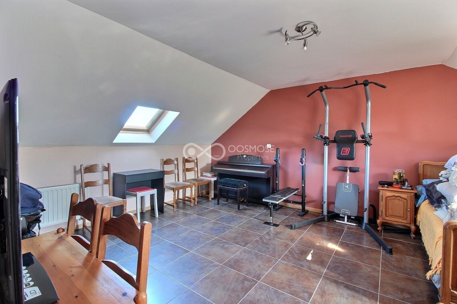 Villa 6 ch av garage sur 10 ares - Exposio 0008
