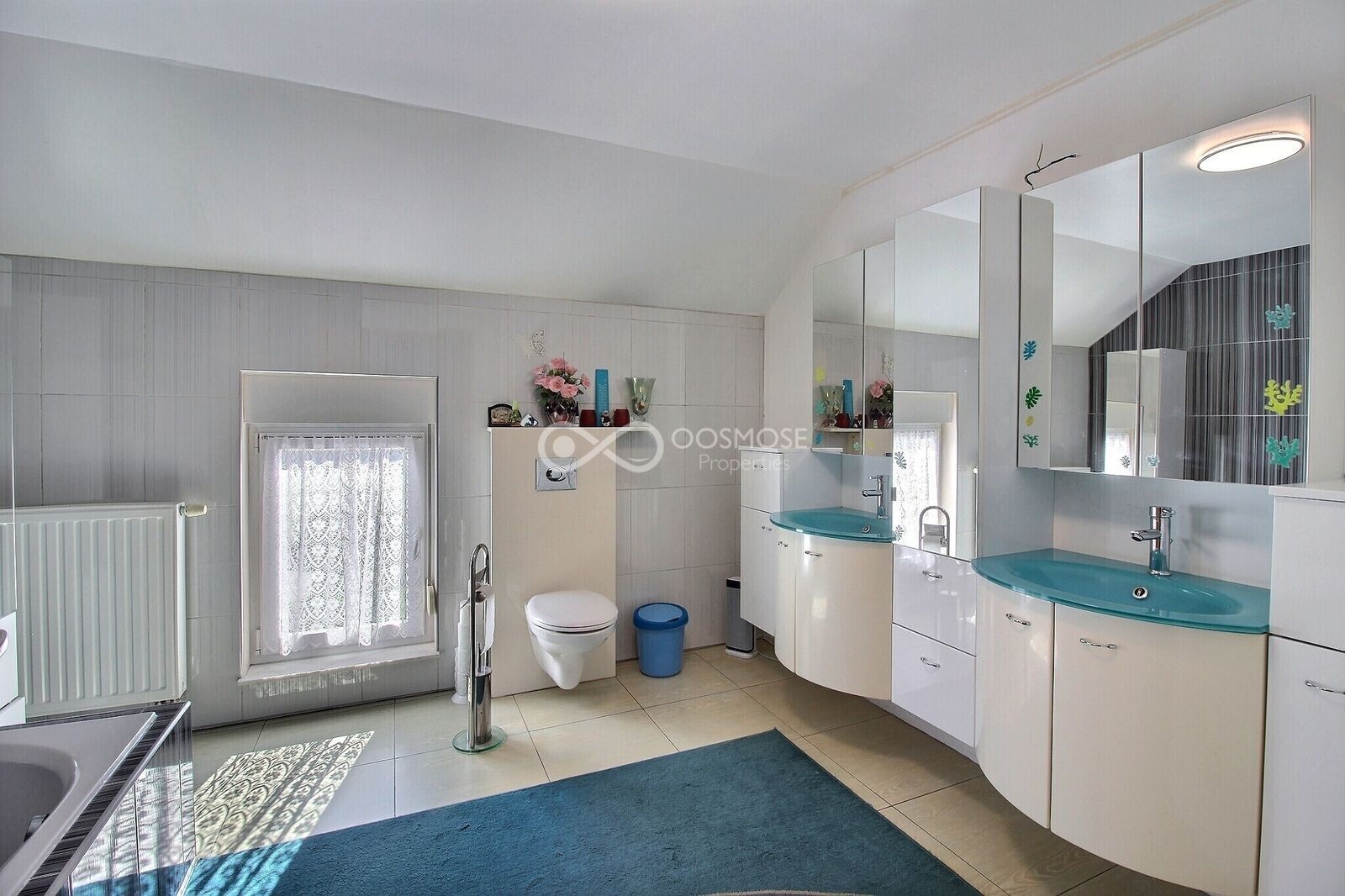 Villa 6 ch av garage sur 10 ares - Exposio 0009