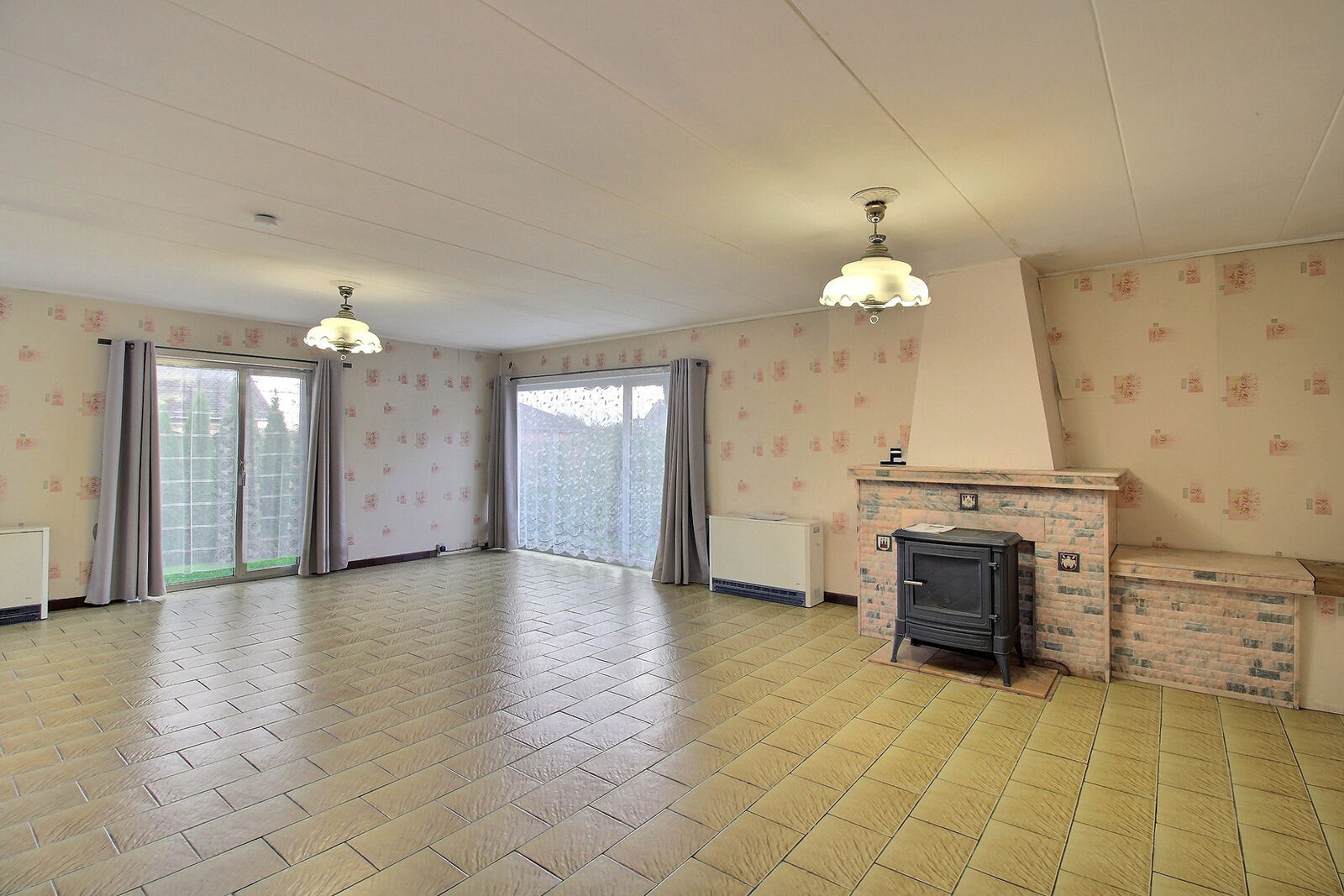 Plain-pied 3ch avec garage et terrain de 8a 93ca - 0 0001-2
