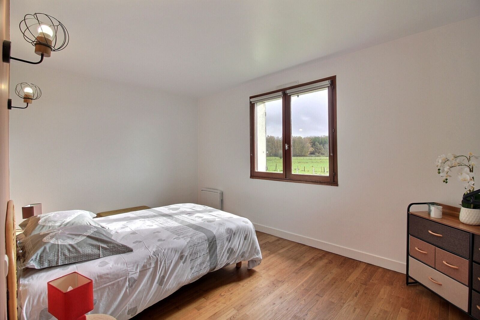 France/15' Belg. - Villa plain-pied 4ch av garage, prox. Lacs  - 0 0009