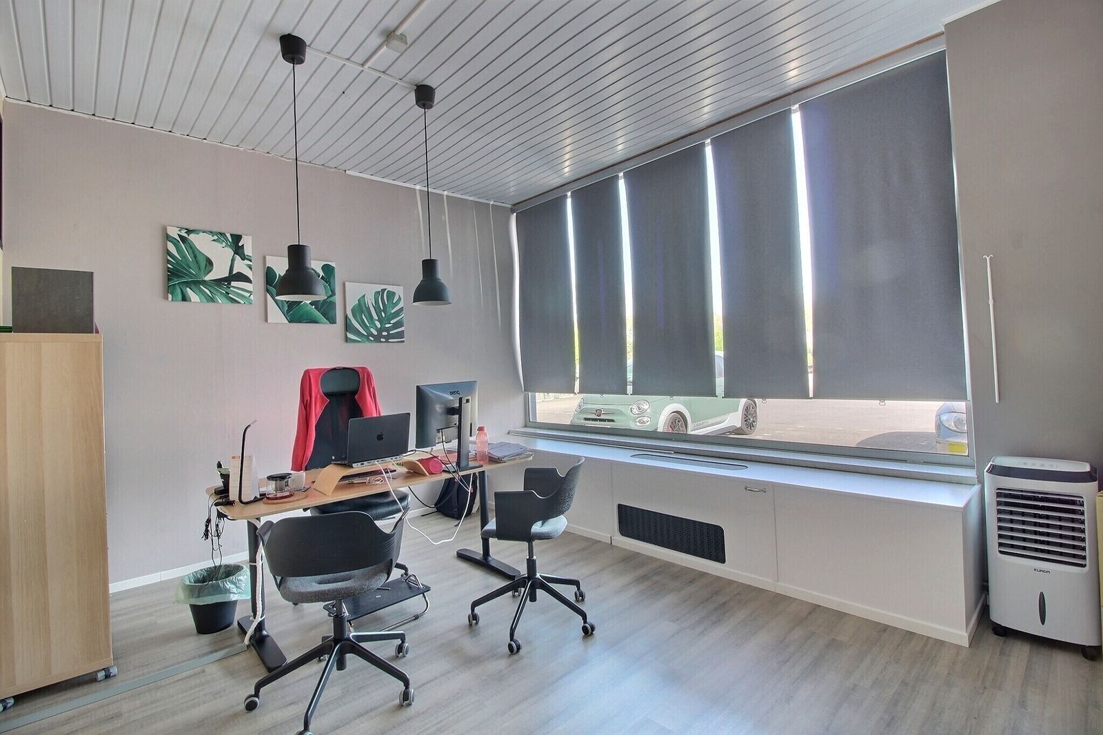 Surface commerciale 240m² dans zoning commercial - 0 0004