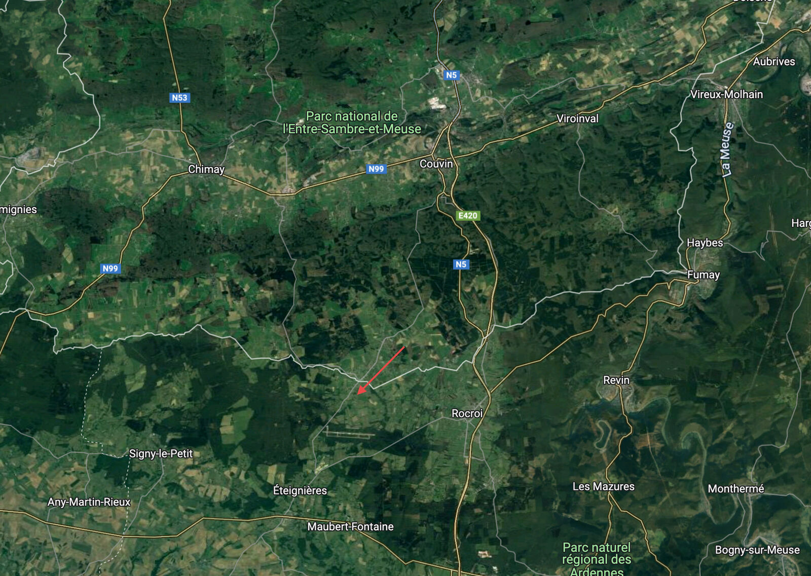 Regniowez (Fr)/2' Belgique - Beau terrain à bâtir de 21 ares - Vuesat2