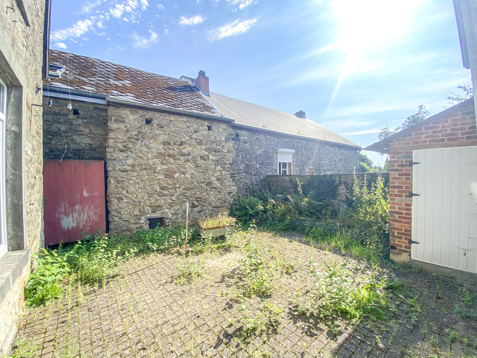 Maison 3ch+ avec Cour & Garage   - Img 2391-2