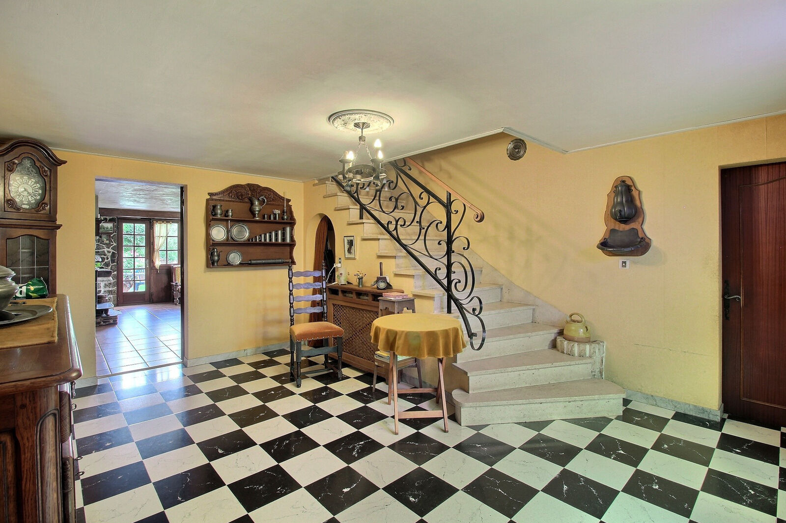France/5' Belg. - Villa sur 4 hectares av étangs et ruisseau  - 0 0009-2