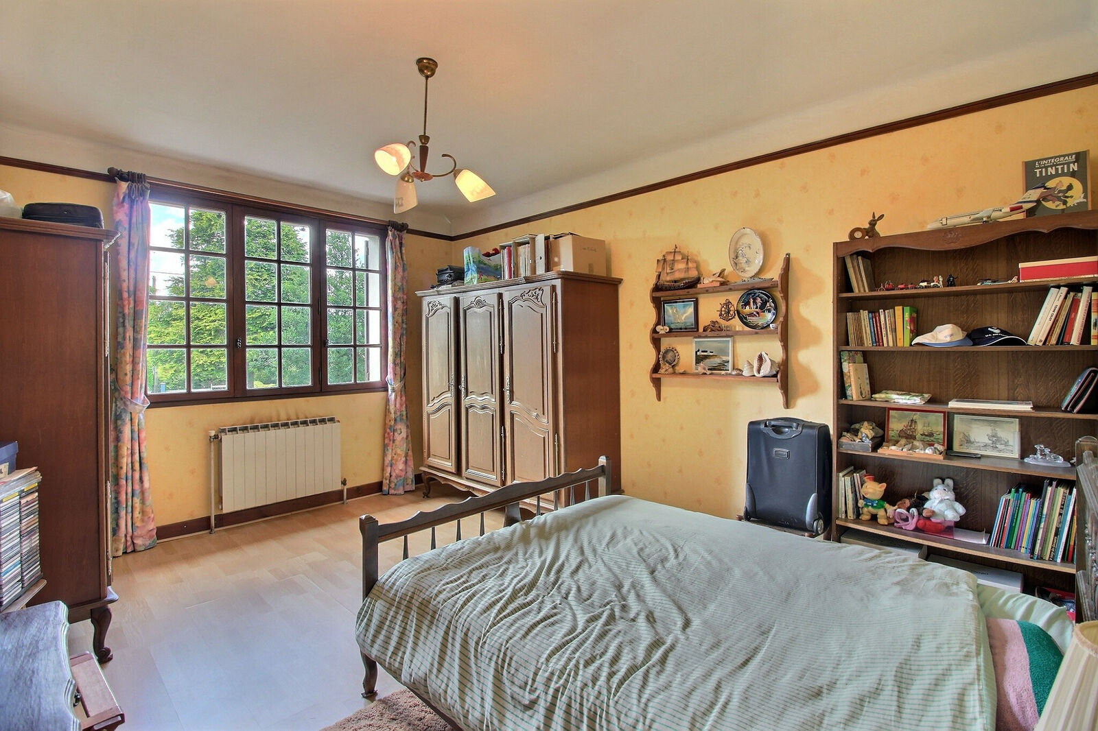 France/5' Belg. - Villa sur 4 hectares av étangs et ruisseau  - 0 0006-2