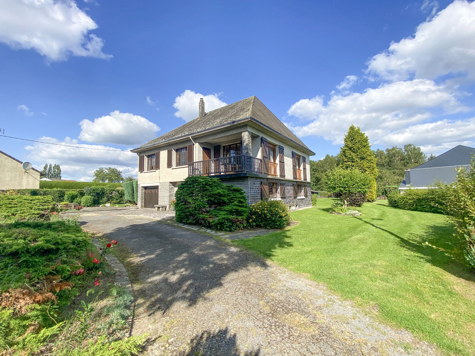 France/5' Belg. - Villa sur 4 hectares av étangs et ruisseau  - Img 2452-2