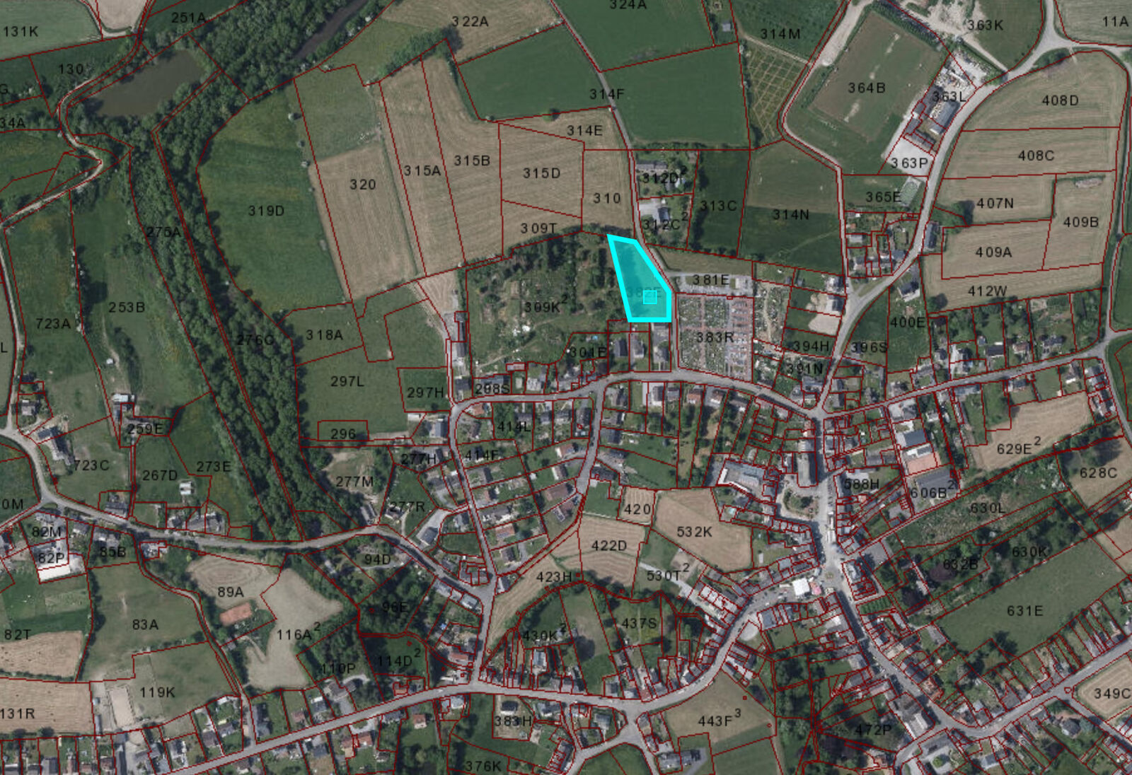 Terrain de 26a 61ca à prox. du centre - Sat1 - sivry