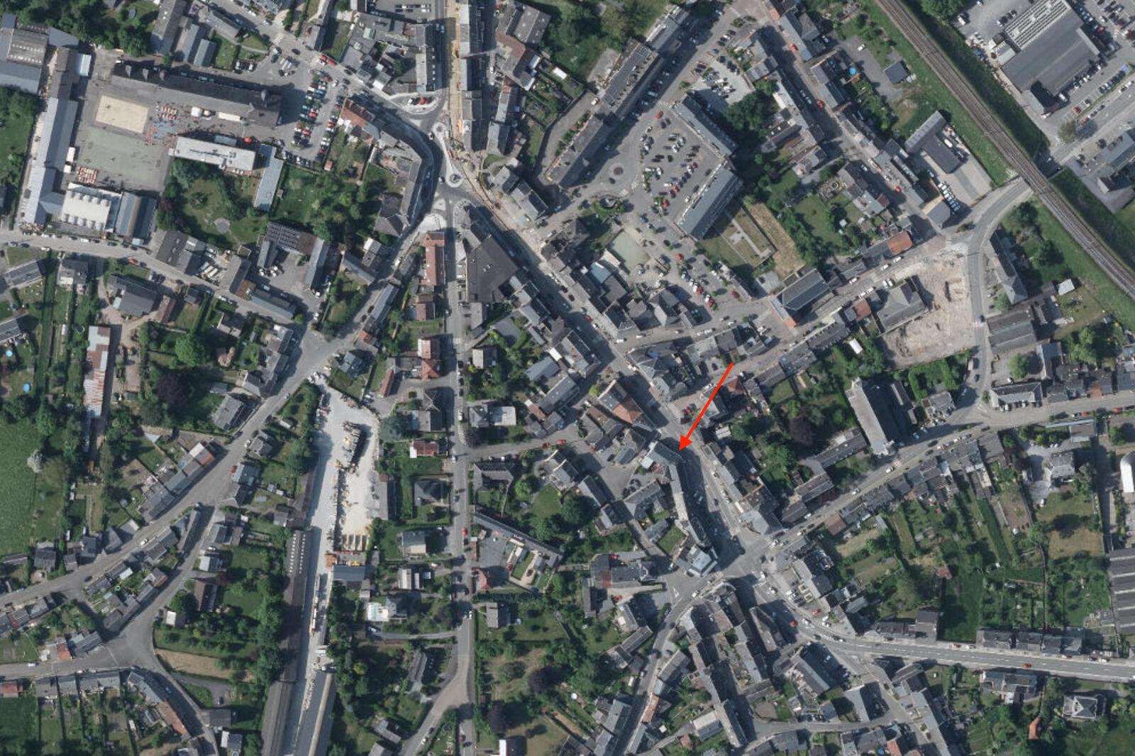 Immeuble commercial en centre-ville - Sat - beauraing