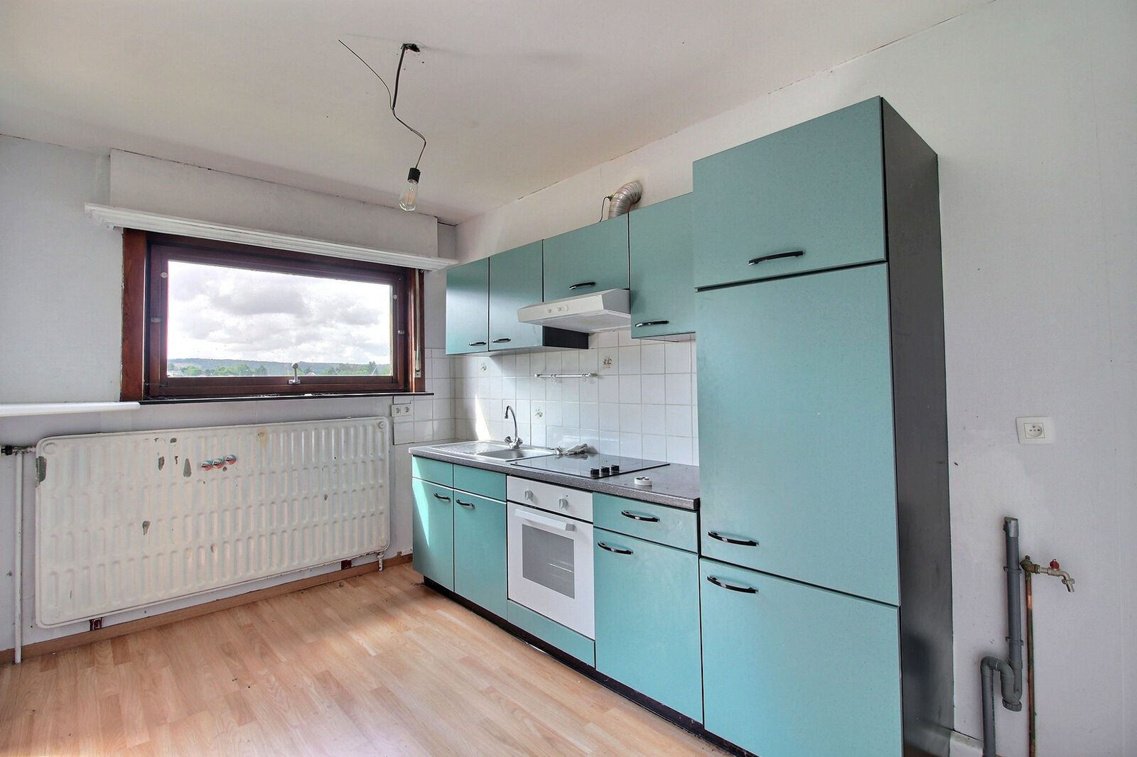 Maison 3ch avec garage au calme av belle vue - 0 0017-2