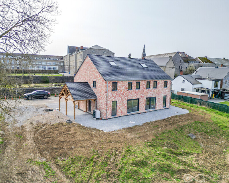 Maison neuve basse énergie 3-4ch sur 9a 42ca - Dji 0395-2