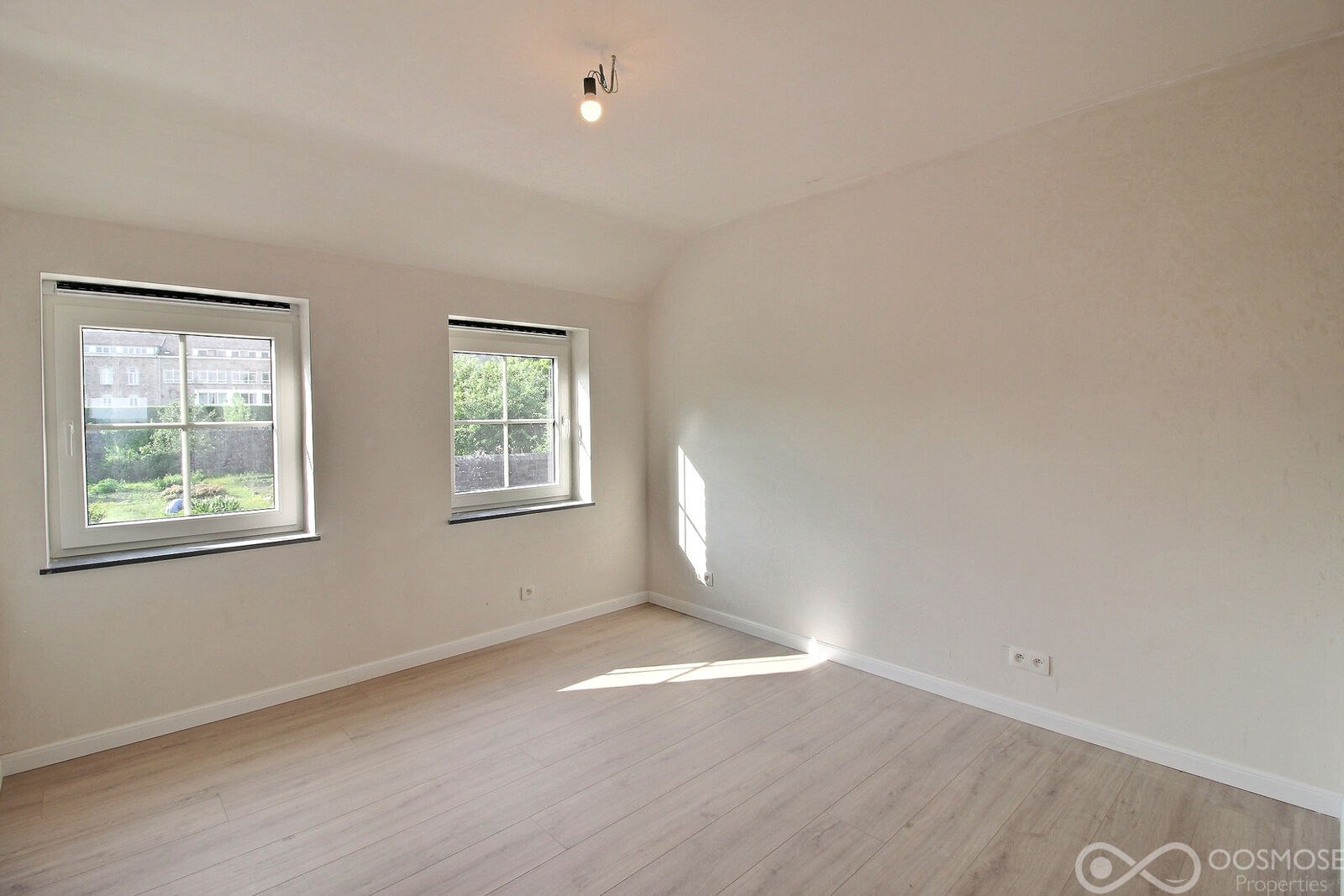 Maison neuve basse énergie 3-4ch sur 9a 42ca - 0 0015-2
