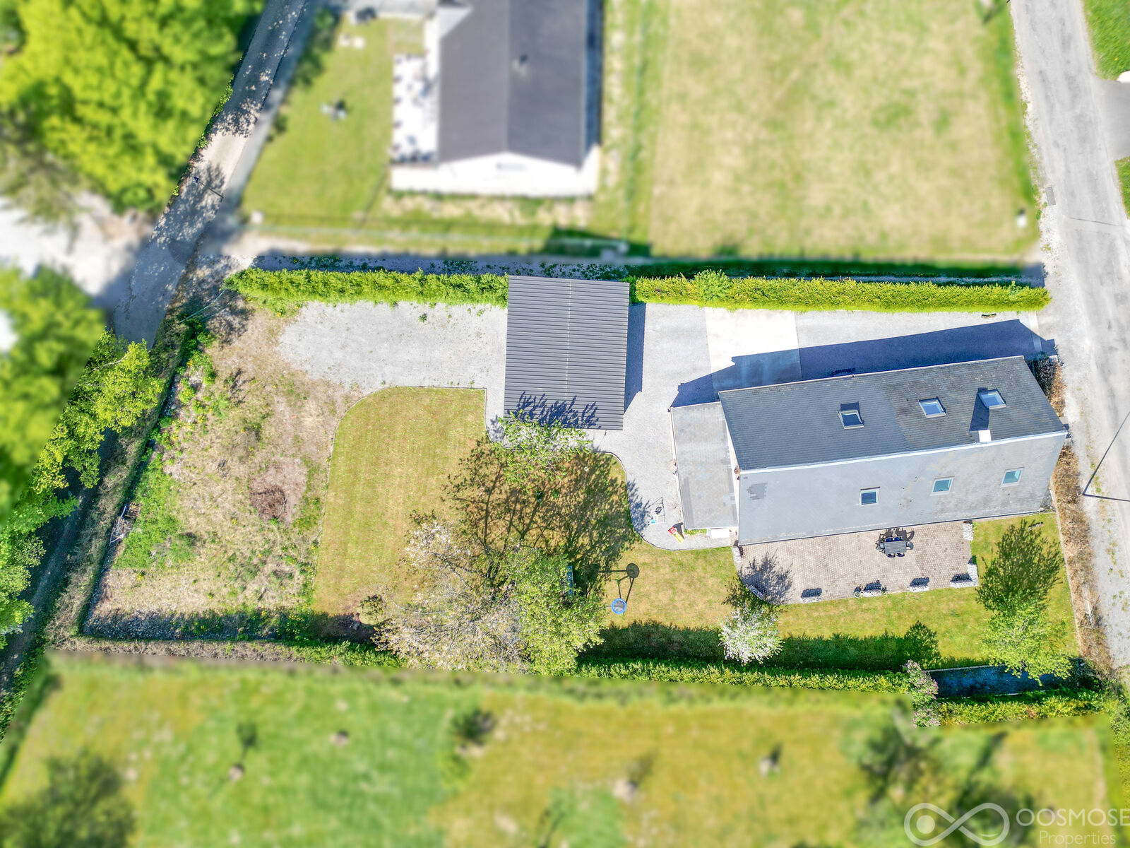 France 1' Belg. - Villa av entrepôt, autoroute et frontière à 1' - Dji 0440-flou