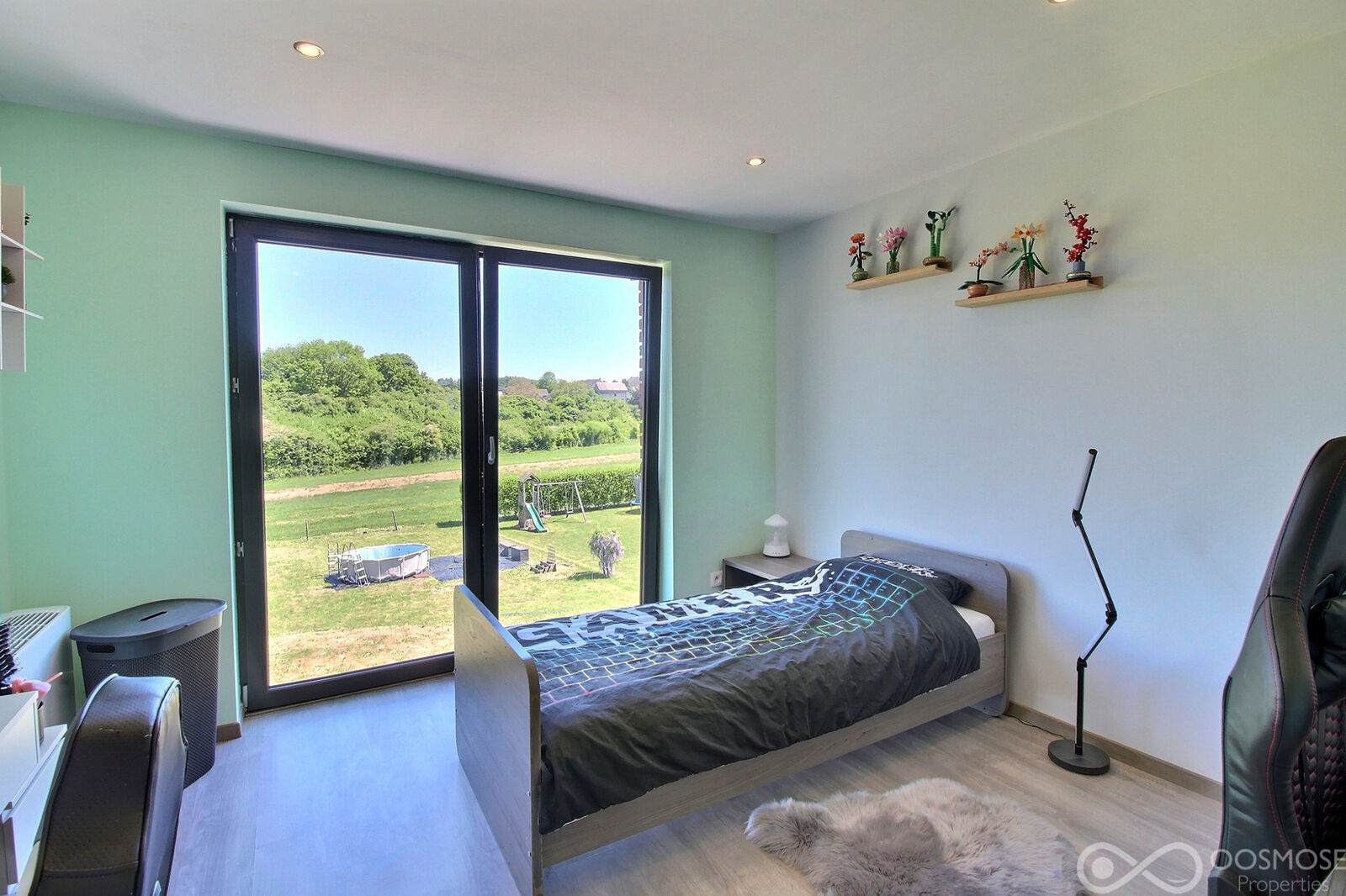 Villa de 2013 avec garage et terrain  - 0 0004-2
