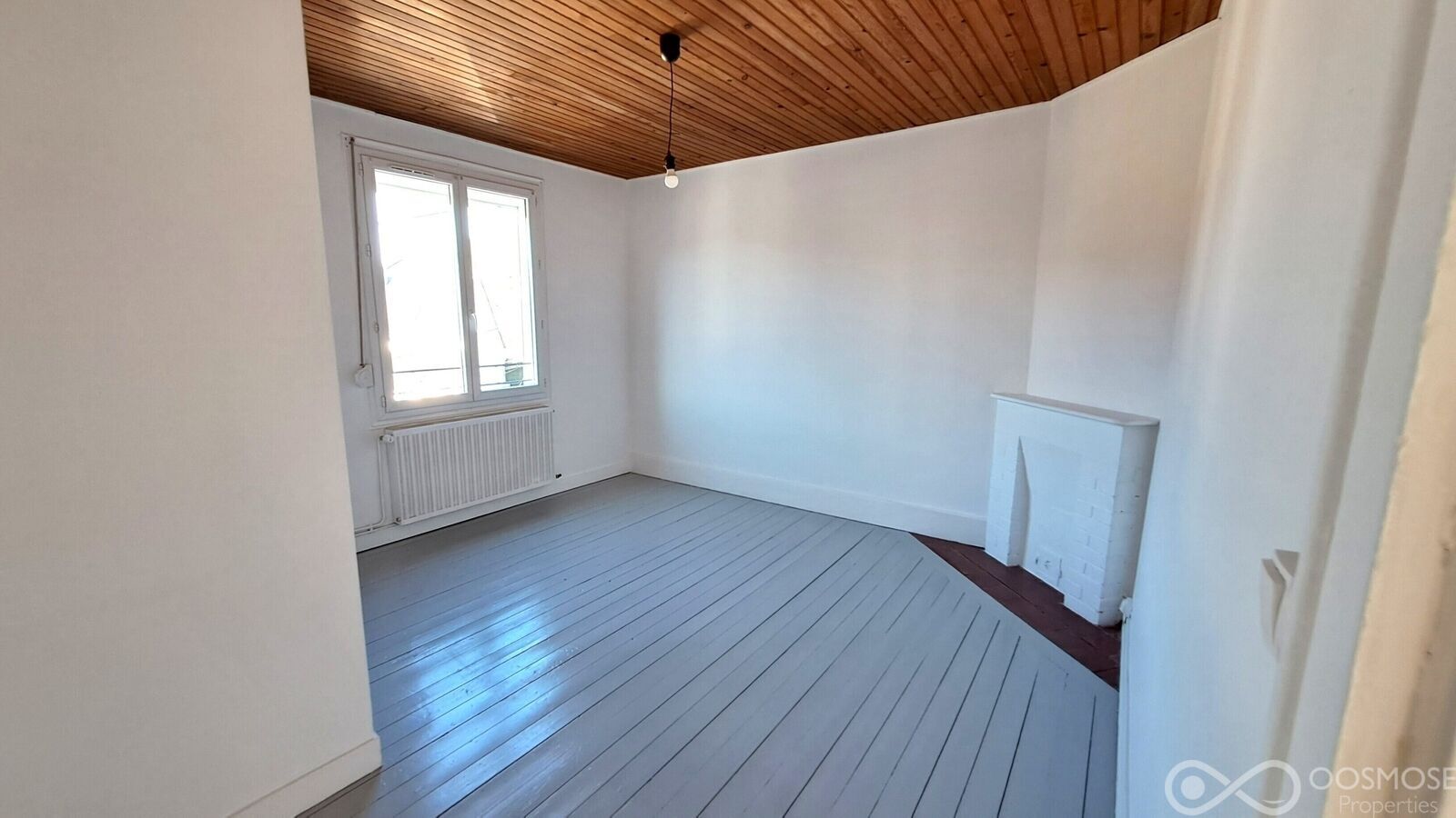 Maison rénovée avec garage et jardin - 9