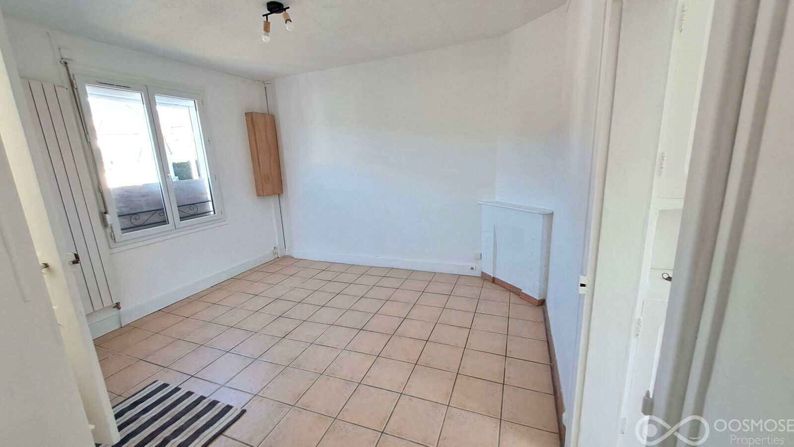 Maison rénovée avec garage et jardin - 6