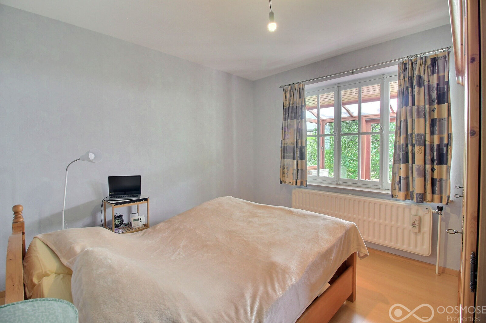 Villa 3-4 ch sur 7a 31ca  - 0 0006-2