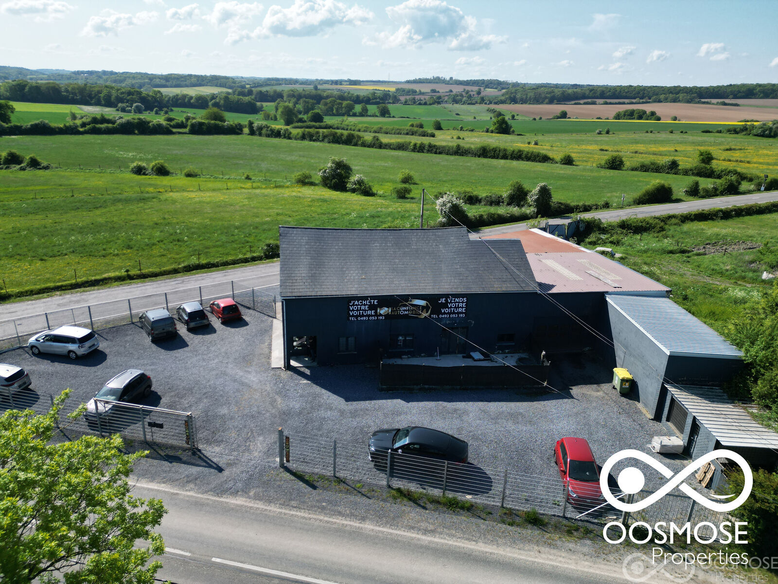 Immeuble mixte garage, showroom, atelier, appartement - Dji 0446-2