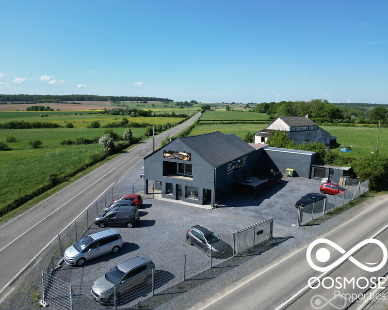 Immeuble mixte garage, showroom, atelier, appartement - Dji 0444-2