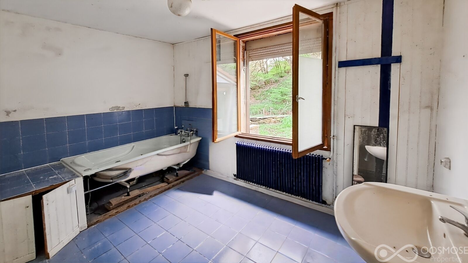 Ancien moulin sur 3400 m² de terrain. - 20250418 171317 b7e5