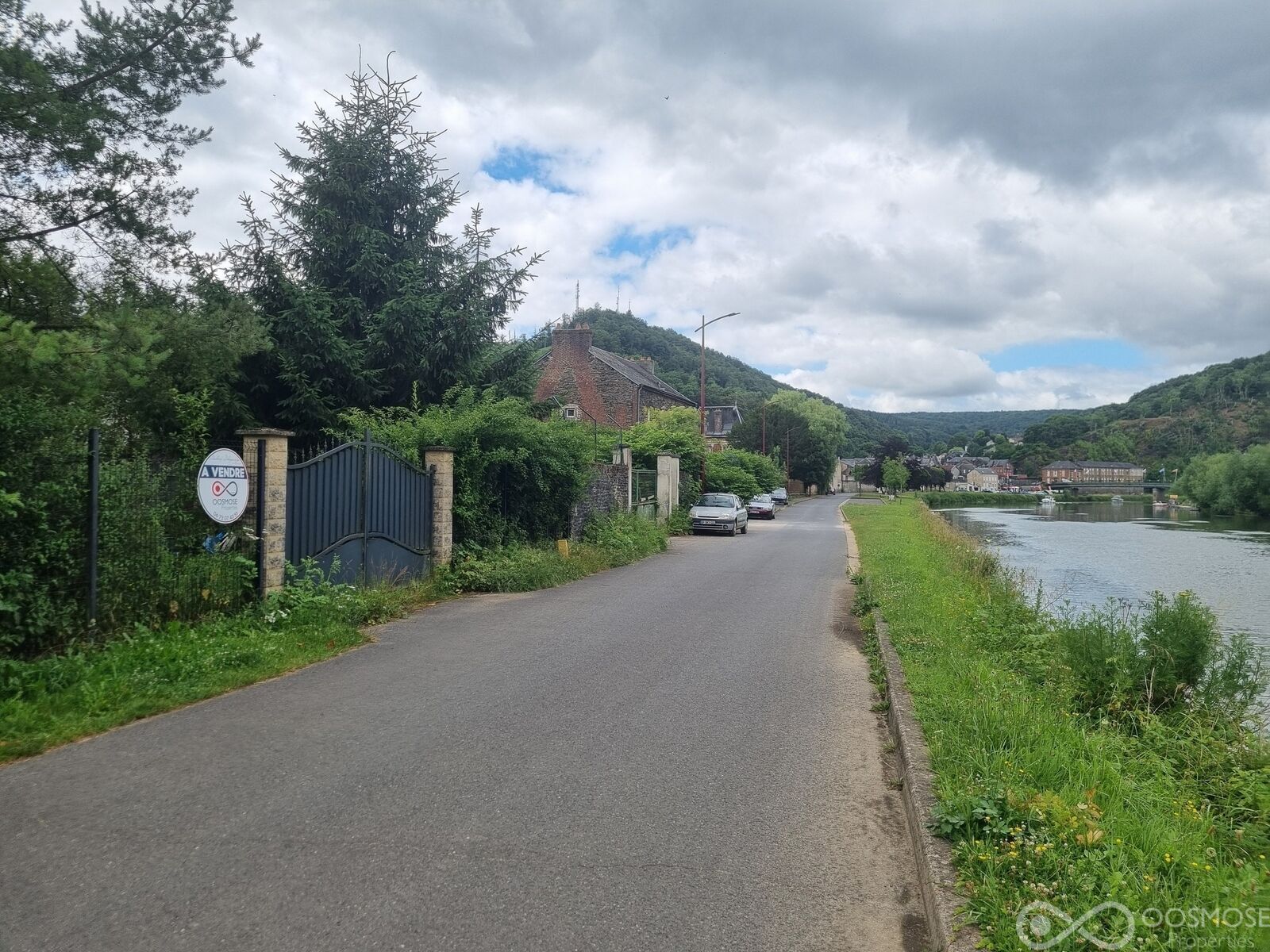 Maison bourgeoise de 246 m² bord de Meuse - 20250628 110914