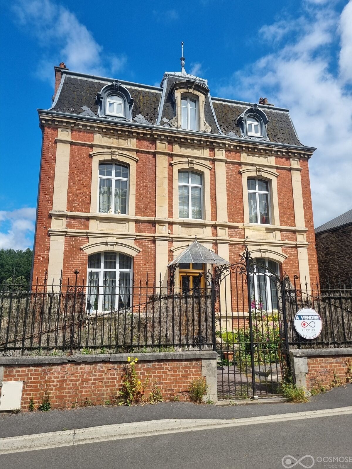 Maison bourgeoise de 246 m² bord de Meuse - 20250628 113257