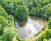 Étang de 3.000 m² sur terrain boisé de 25.000 m² - Dji 0507-2