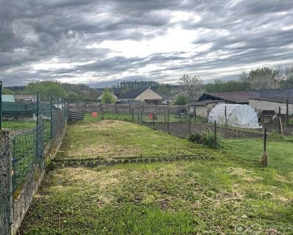 Joli maison mitoyenne avec jardin  - Rjardin1
