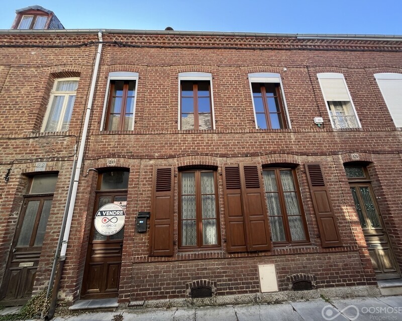 Charmante maison à rénover avec jardin et atelier - Img 2304