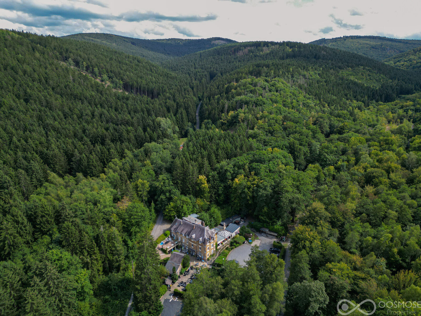 Propriété exceptionnelle dans la forêt des Ardennes - Final-36