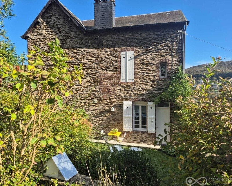 Maison de Maître avec vue panoramique - Img-20250426-wa0003