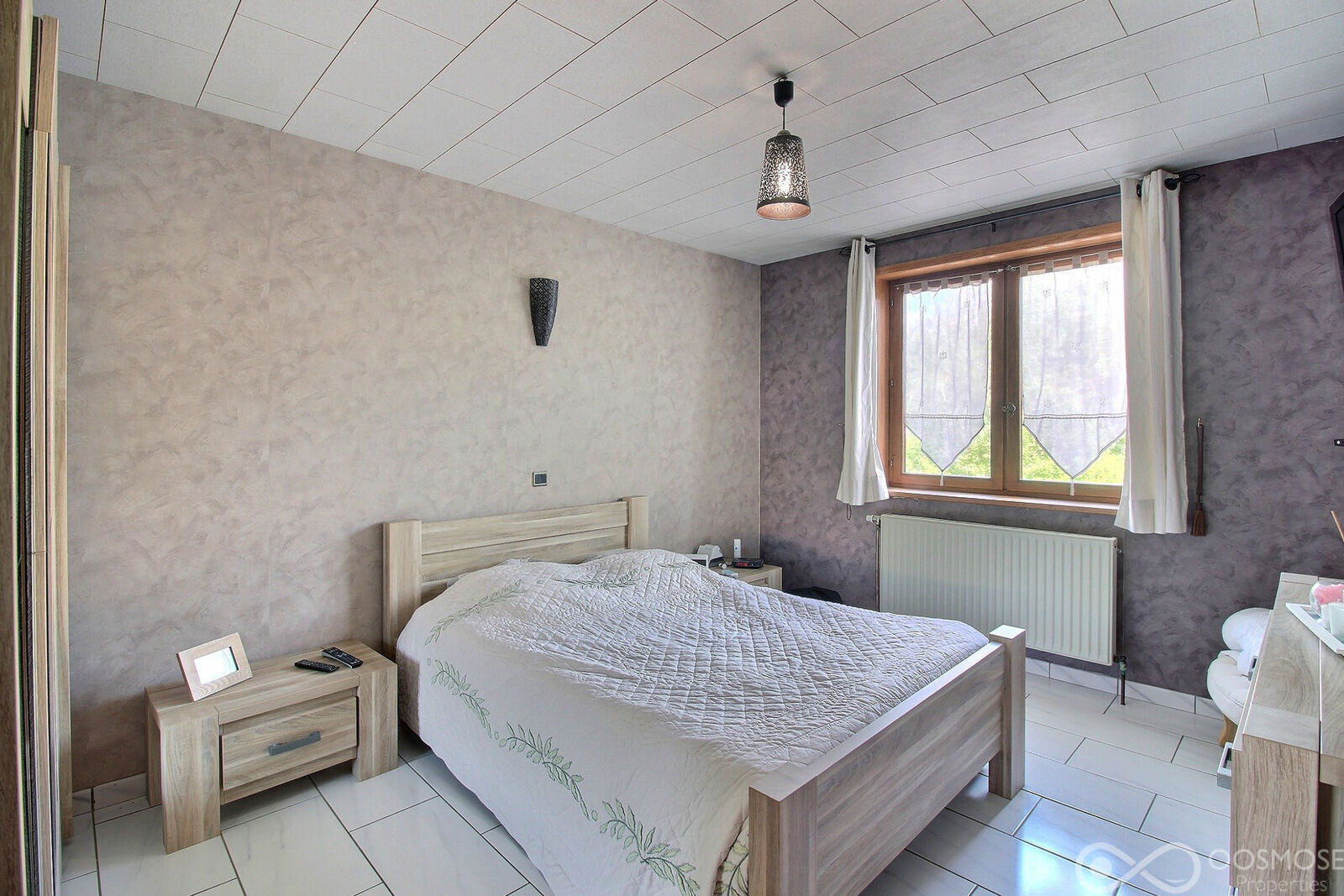 Villa 3 ch. sur 42 ares avec étang - 0 0005-2