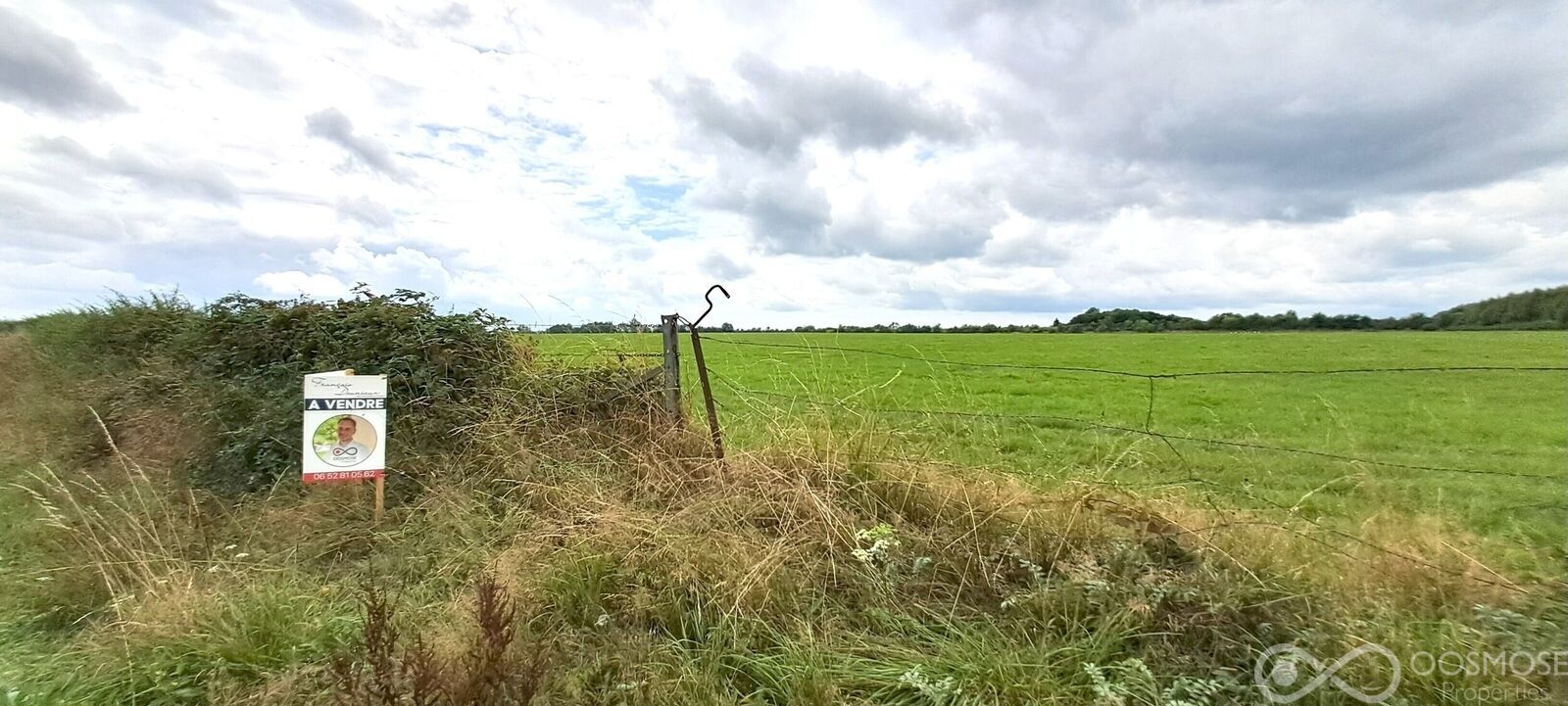 Terrain constructible d'environ 2.750 m² - 3