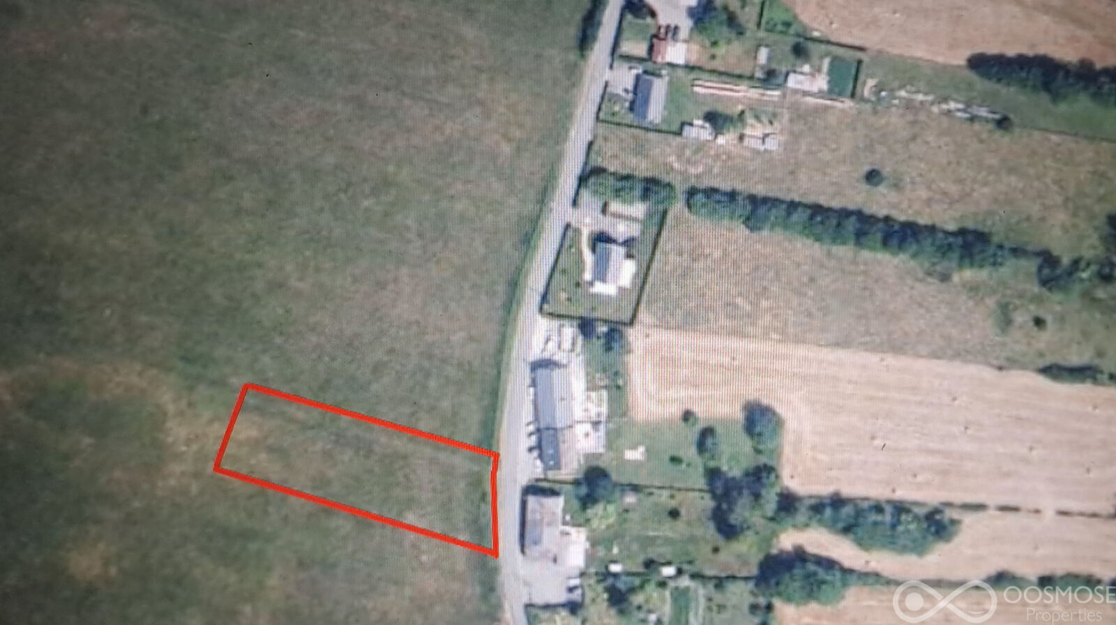 Terrain constructible d'environ 2.750 m² - 20250728 212409