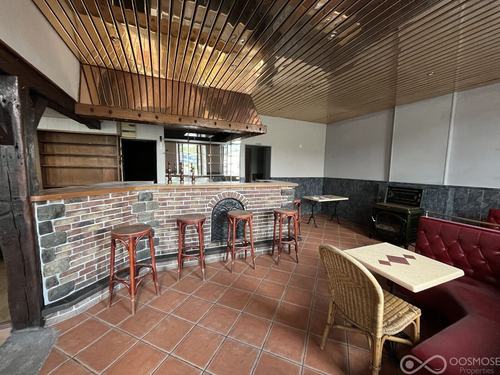 Immeuble en copropriété avec fort potentiel d’investissement - Img 1267