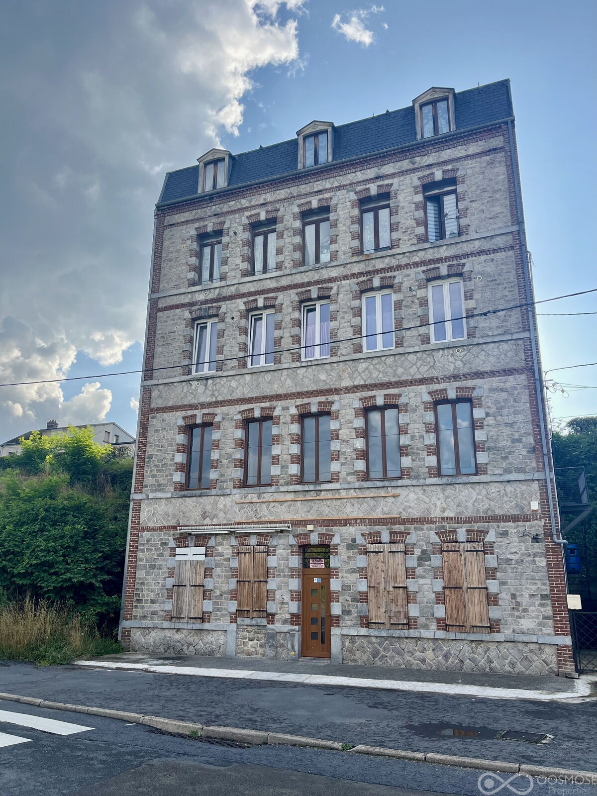 Immeuble en copropriété avec fort potentiel d’investissement - F3c8775f-d619-4dd7-ac5f-e724eed32d2a