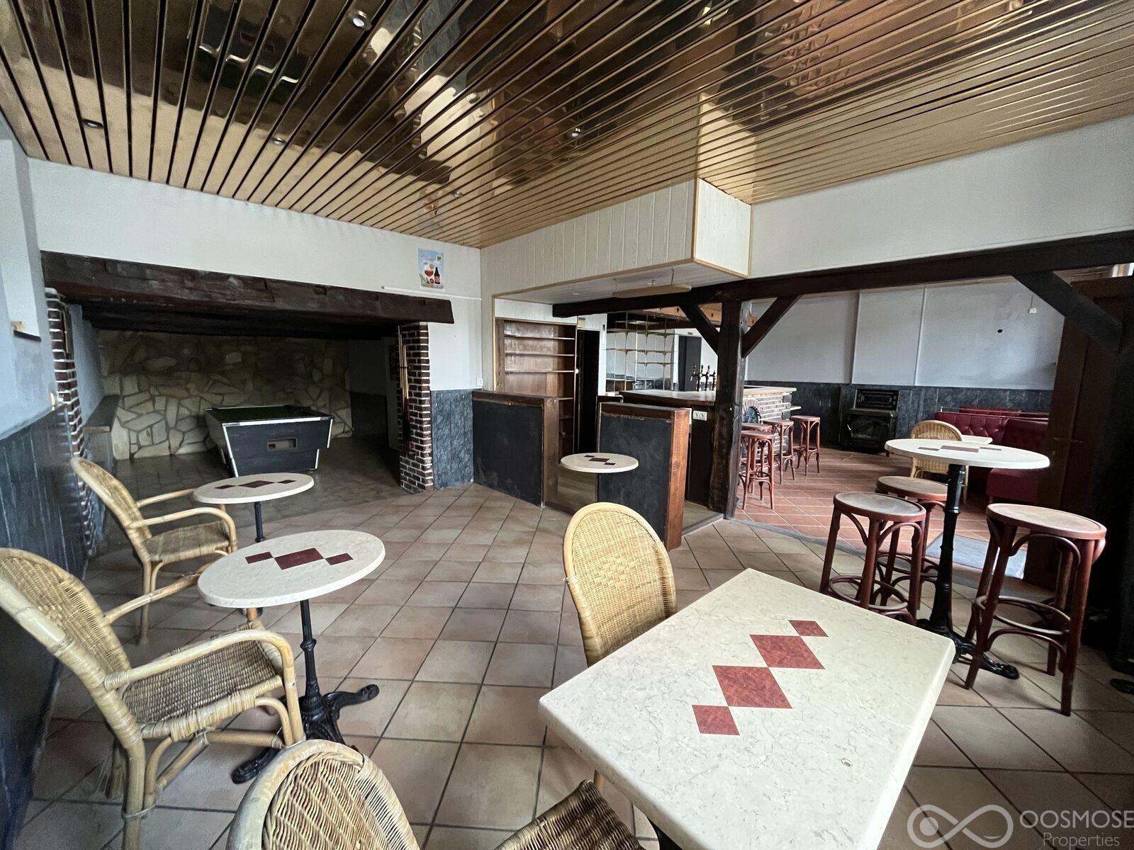 Immeuble en copropriété avec fort potentiel d’investissement - Img 1270